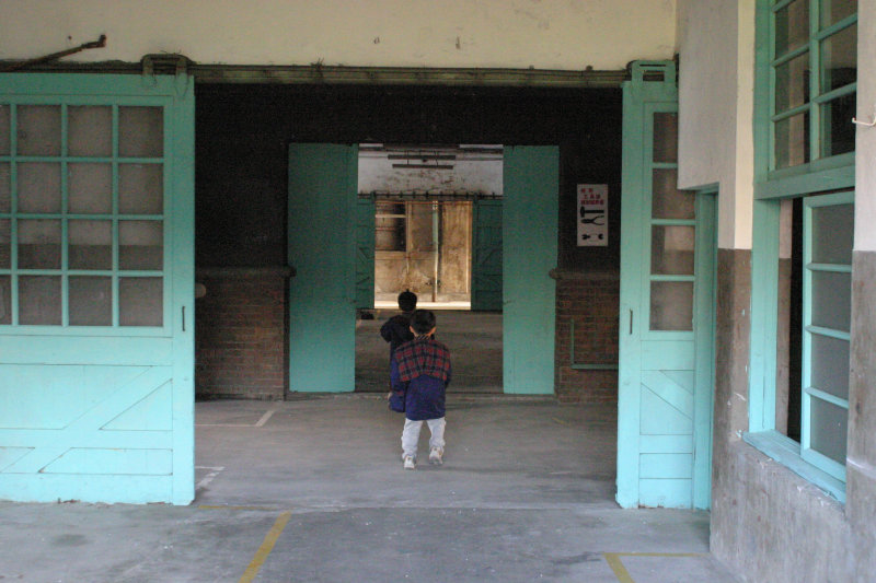 台中復興路酒廠(TADA)導覽2005-01-16台中20號倉庫藝術特區藝術村